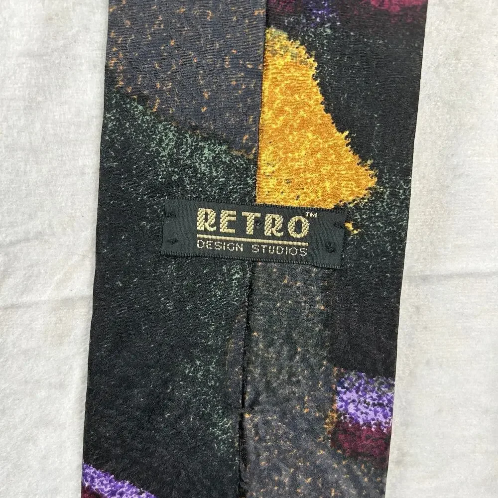 Vintage Retro Design Studios Abstract Art Silk Tie – 90s Geometric Print